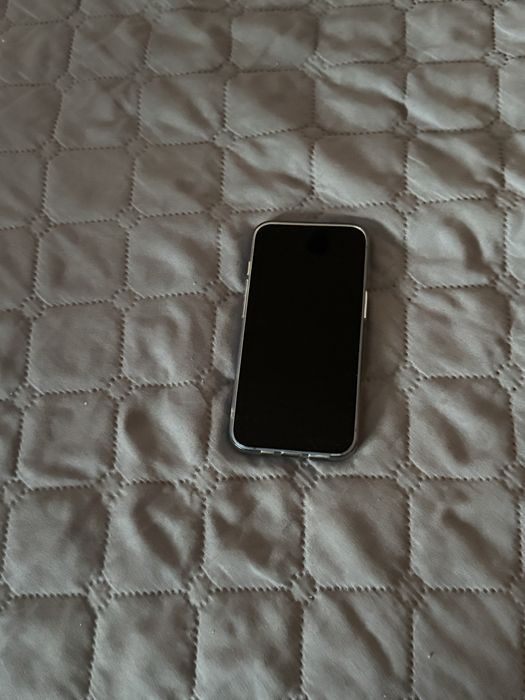 iPhone 13 256GB –   Син  Отлично техническо състояние