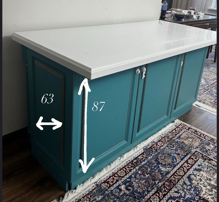 Продам кухонный гарнитур остров