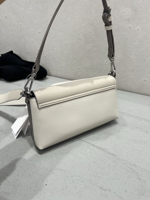 Чанта Calvin Klein