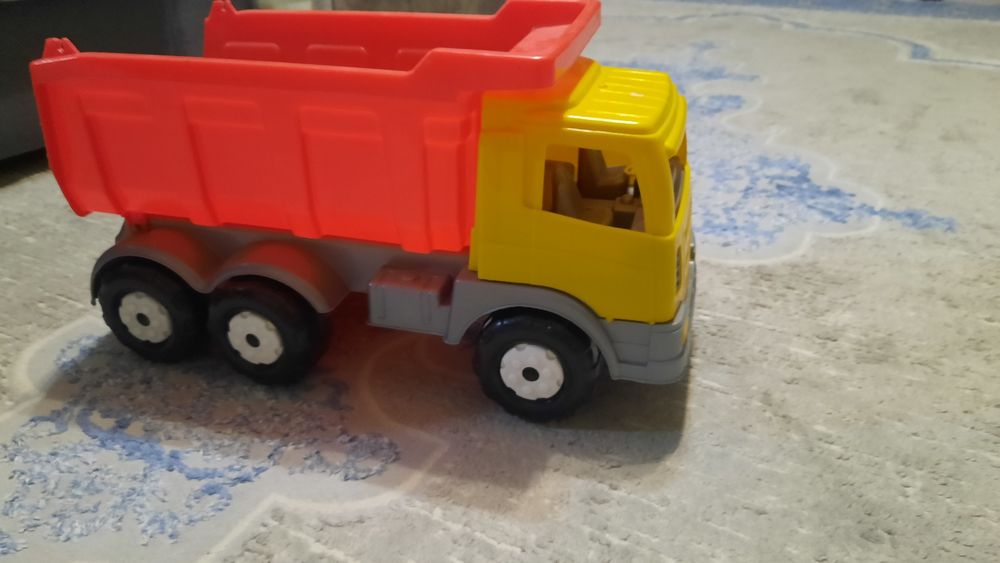 Продам большой КАМАЗ