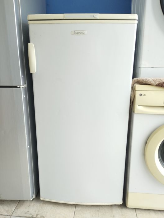 Холодильник Бирюса