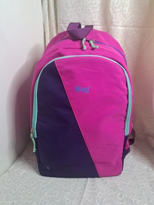 Продаётся сумка рюкзак в отличном состоянии