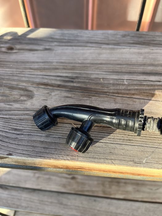 Акумулаторната градинска 16 литра