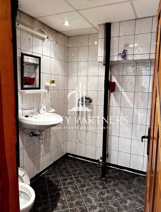 Продава се Двустаен апартамент в Перник, Изток - 41 кв.м за 1903 €/кв.м - Снимка #4