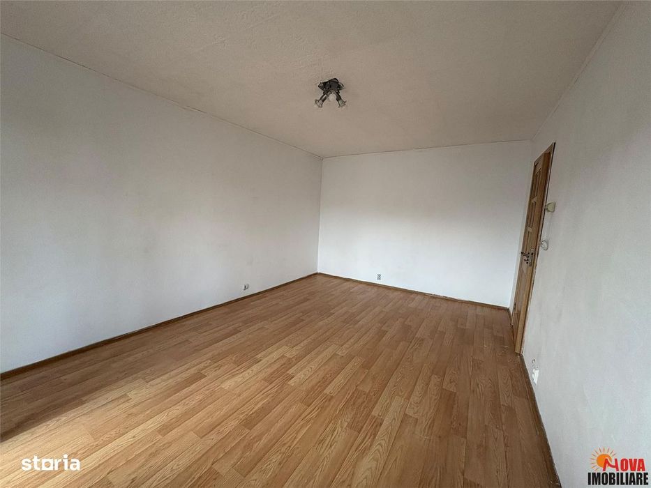 Apartament doua camere Centrul Civic - Zizinului