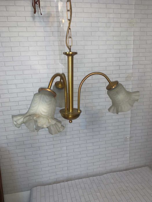 Candelabru cu trei brate din alama