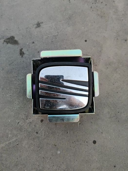 Maner Buton deschidere portbagaj Seat Exeo 2009-2013 cod 6J487565J