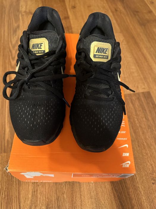 Adidasi dama Nike Air Max