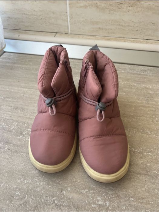 Vand ghetute marimea 28 zara