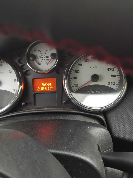 продавам Peugeot 207cc кабрио