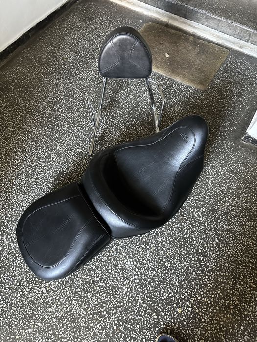 Kawasaki vn1700 / vulcan sa Mustang noua sissy bar orig. Bucuresti