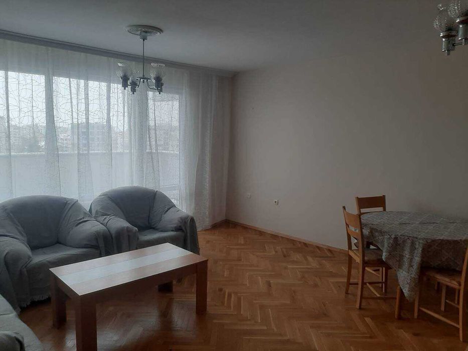 Дава се под наем Двустаен апартамент в София, Гео Милев - 76 кв.м за 598.23 € - Снимка #2