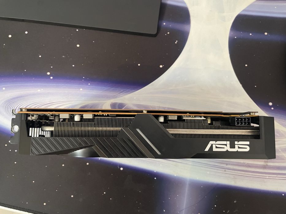 Vand placa video ASUS Dual RX 5600 XT 6GB GDDR6
