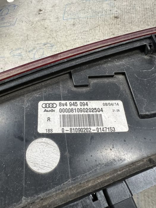 stop dreapta hayon  audi a3 8v hatchback 2014