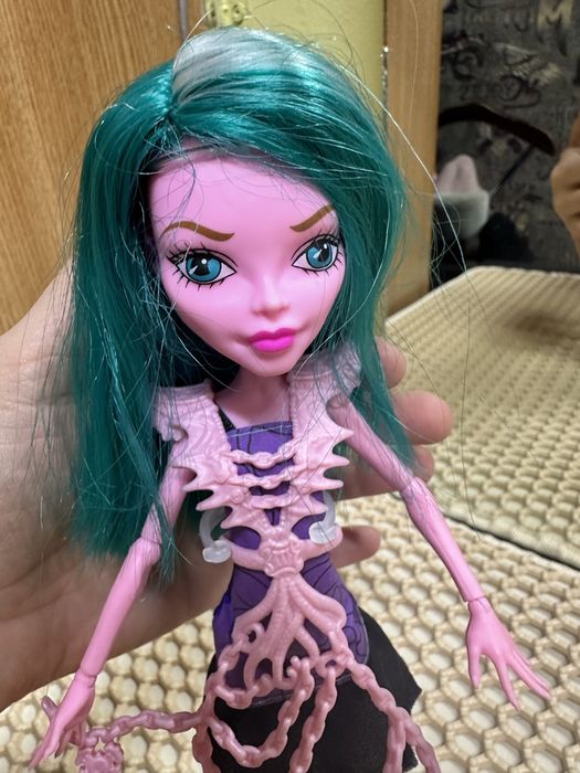 Продам куклу  монстр хай!