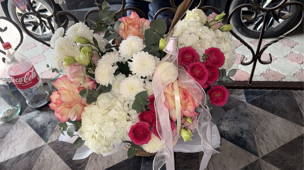 Цветы букет и 51 роза ( 2 шт)