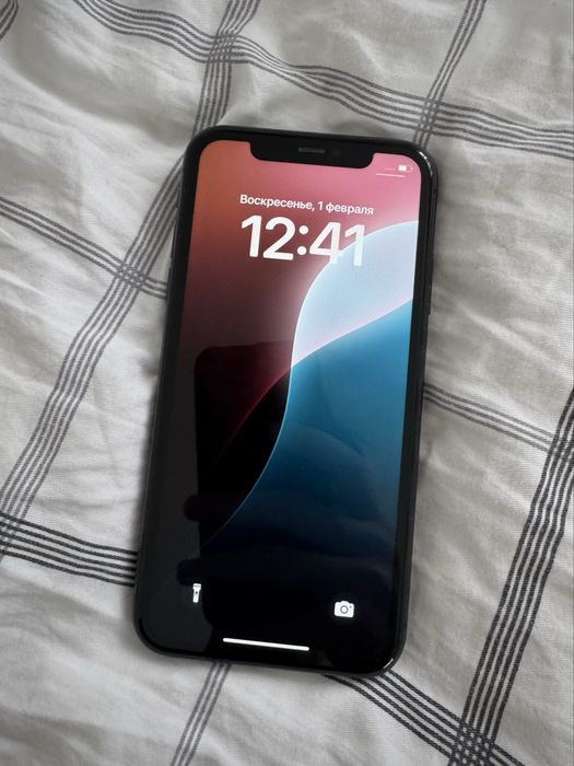 iPhone 11, Черный, 64Gb