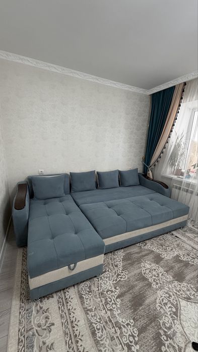 Продам б/у диван