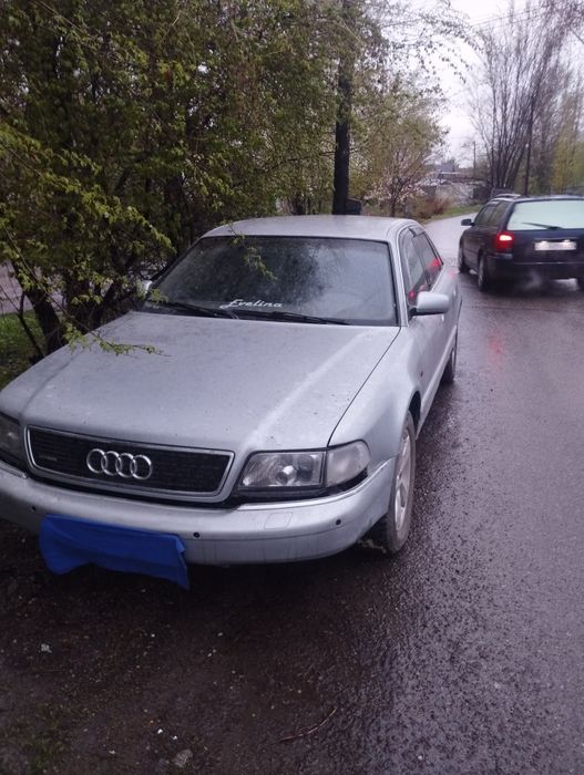Ауди А8 Квадро 1998 г