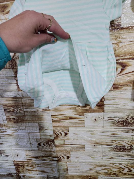 Бебешки бодита 3месеца