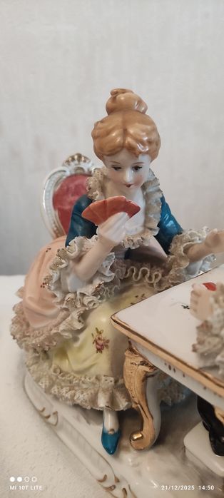 Порцеланова композиция с Dresden дантела - винтидж