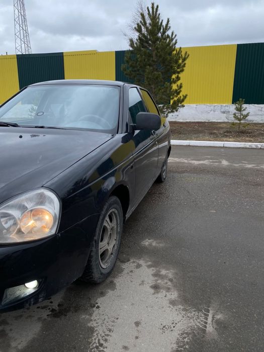 Приора  двс . Негодный.