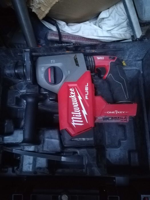Milwaki rotopercutor