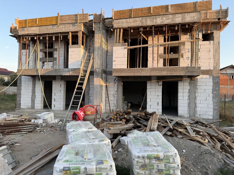 Casa Tip Duplex zona Nitela