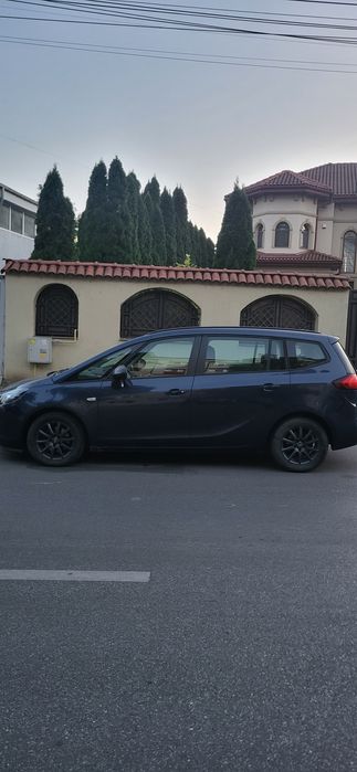Opel zafira tourer 2.0 An 2012