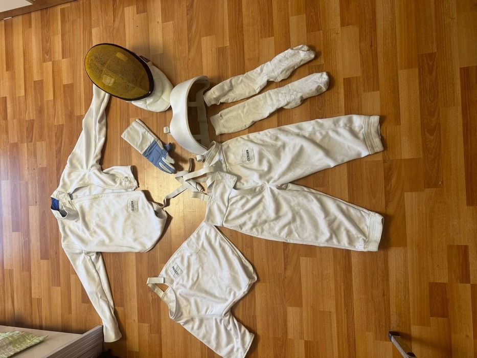 Фехтовальная форма женская