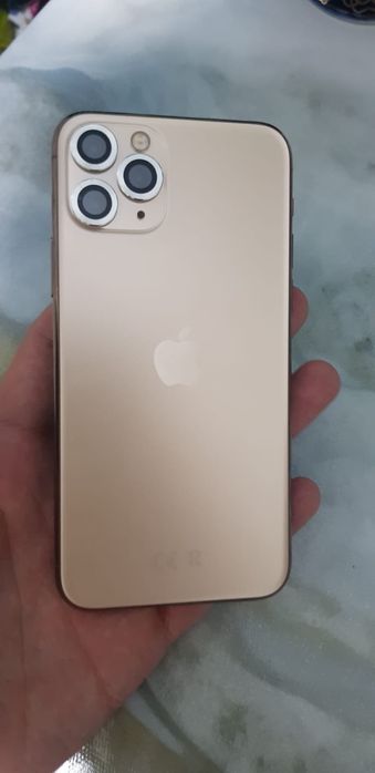 iphone 11 pro продам 52000