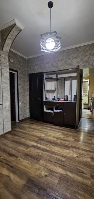 2/4/4 Продаётся квартира