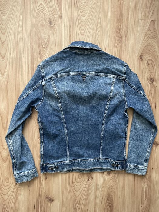 GUESS / мъжко дънково яке S/M