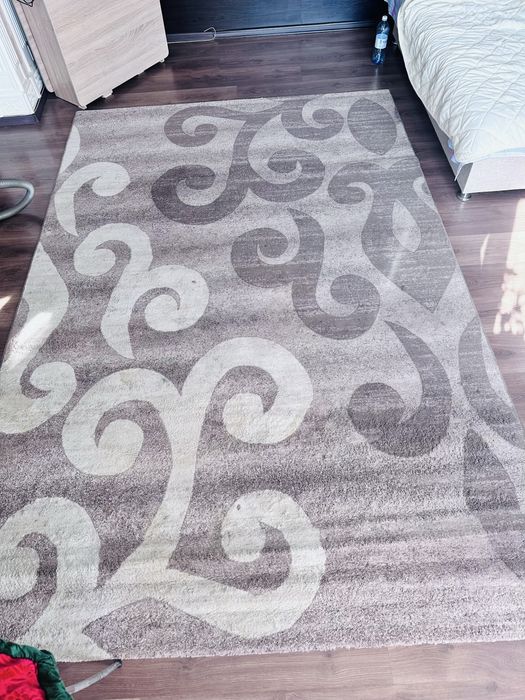 Продам       срочно         ковер