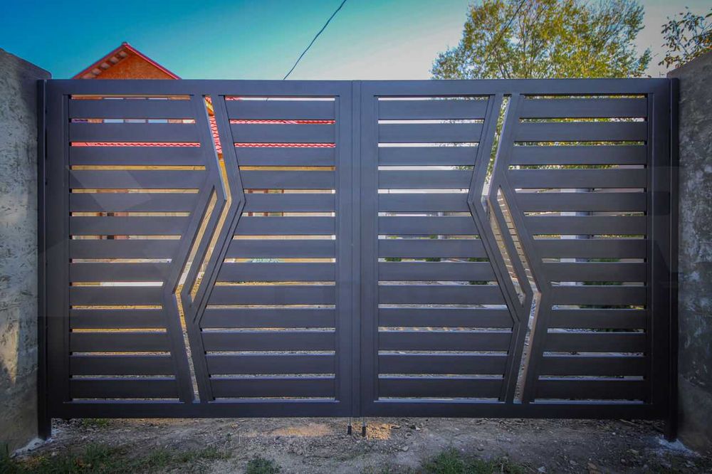 Panouri decorative, porti, garduri, iluminatoare, confectii metalice