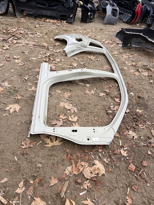 VW Tiguan 5N ALLSPACE заден десен калник панел колонка праг