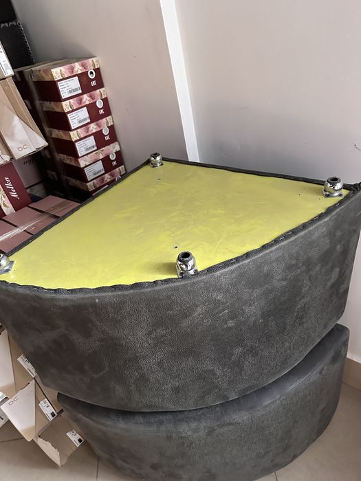 Пуфики для дома и бутика