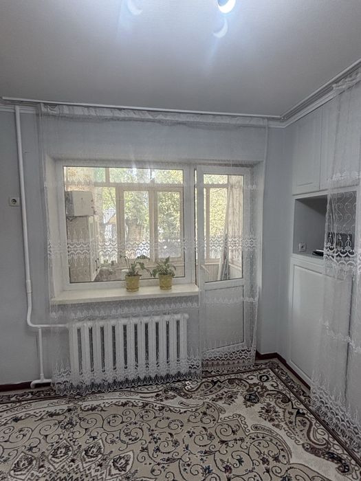 Продаю квартиру  В Астане чистую очень теплою документы в норме