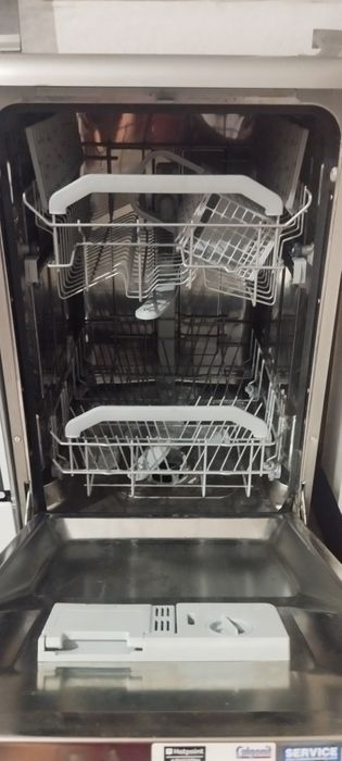 Продам посудомоечную машину