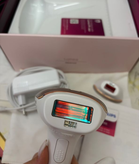 Фотоепилатор Philips Lumea Advanced SC1997