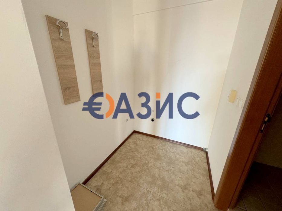 Продава се Двустаен апартамент в Свети Влас - 110 кв.м за 519 €/кв.м - Снимка #11