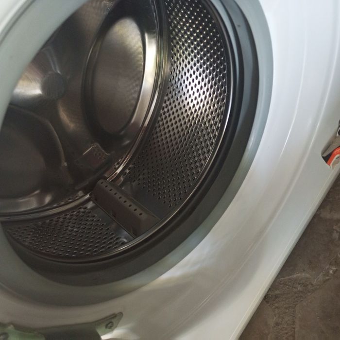 Avtomat Indesit 6 kg.