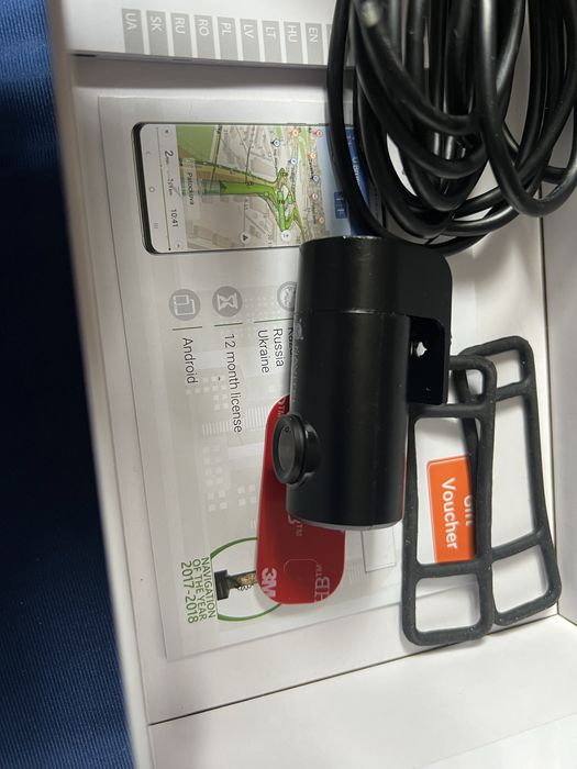 Видеорегистратор огледало navitel mr155nv със задна камера