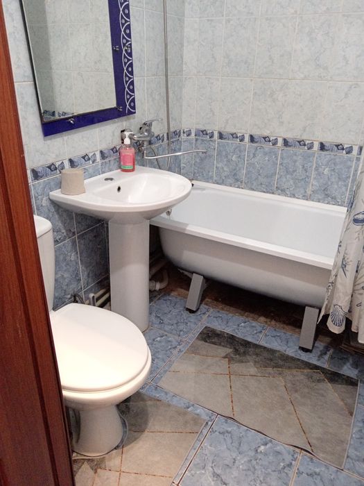 Сдам 1.5ку посуточно на Бурова 15