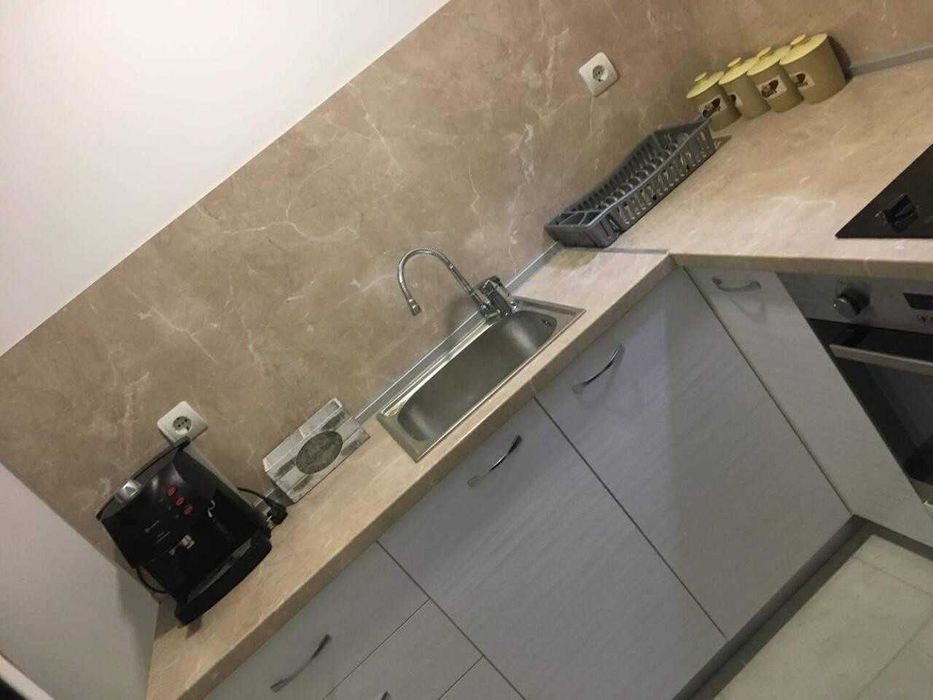 Продава се Двустаен апартамент в Пловдив, Център - 75 кв.м за 1020 €/кв.м - Снимка #2