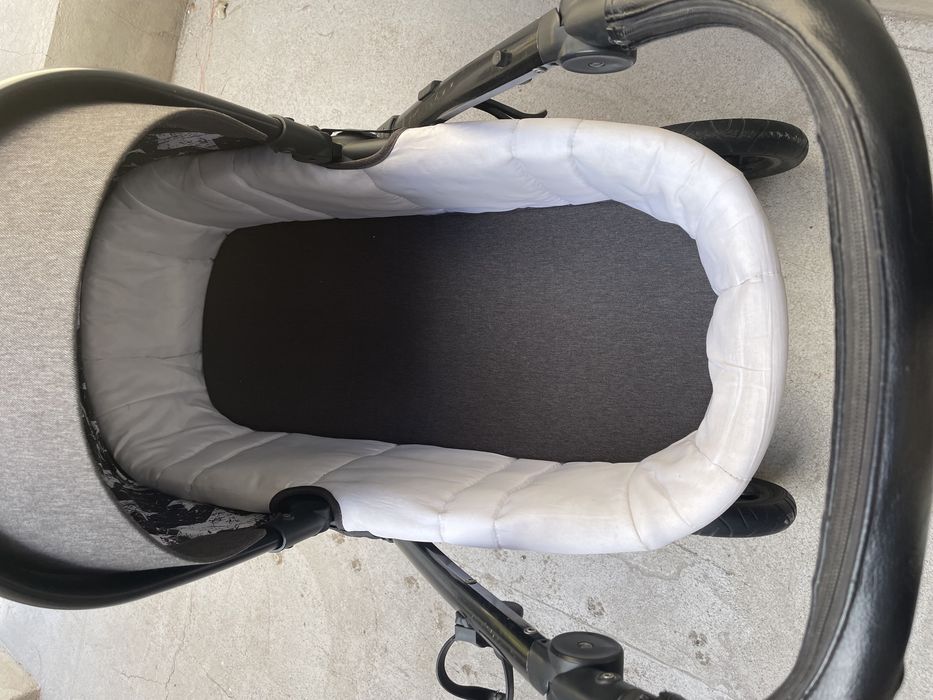 Коляска для ребенка