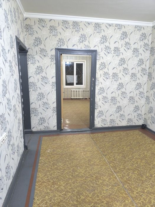 2 х ком в 3х ком Спутник 17.  1/4 не торец огород подвал. 49 м²