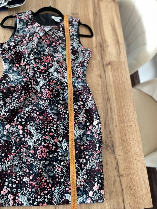 Rochita foarte eleganta H&M 36