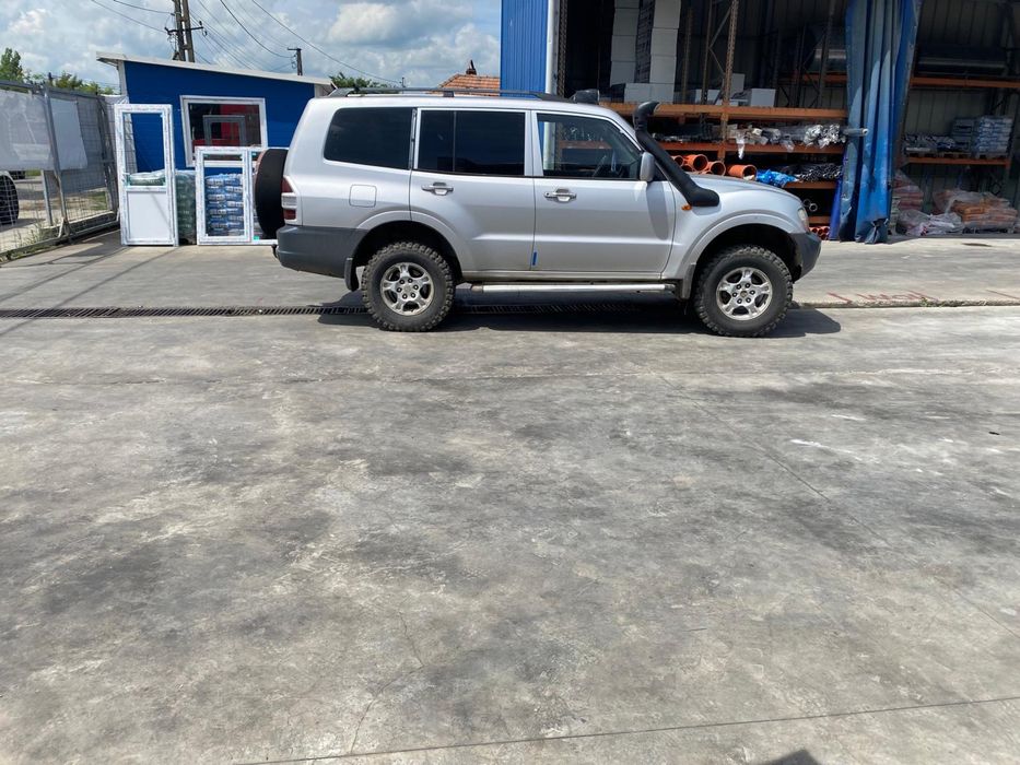 MITSUBISHI Pajero 0 — imagine 2