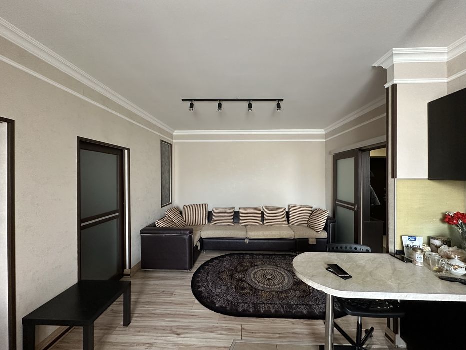 Продам 4-комнатную евро-квартиру